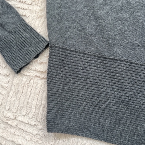 Retro-ology grey open cardigan sweater asymmetrical Size Small EUC - Picture 3 of 16